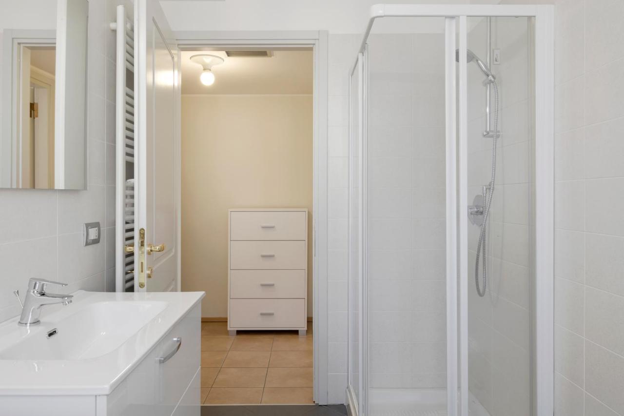 Domus Apartments Como - By Relais Di Giada מראה חיצוני תמונה
